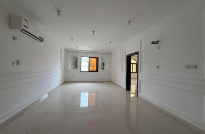 Villa - 5 Bedrooms - 6 Bathrooms for rent in Bab Al Rayyan - Muraikh - AlMuraikh - Doha