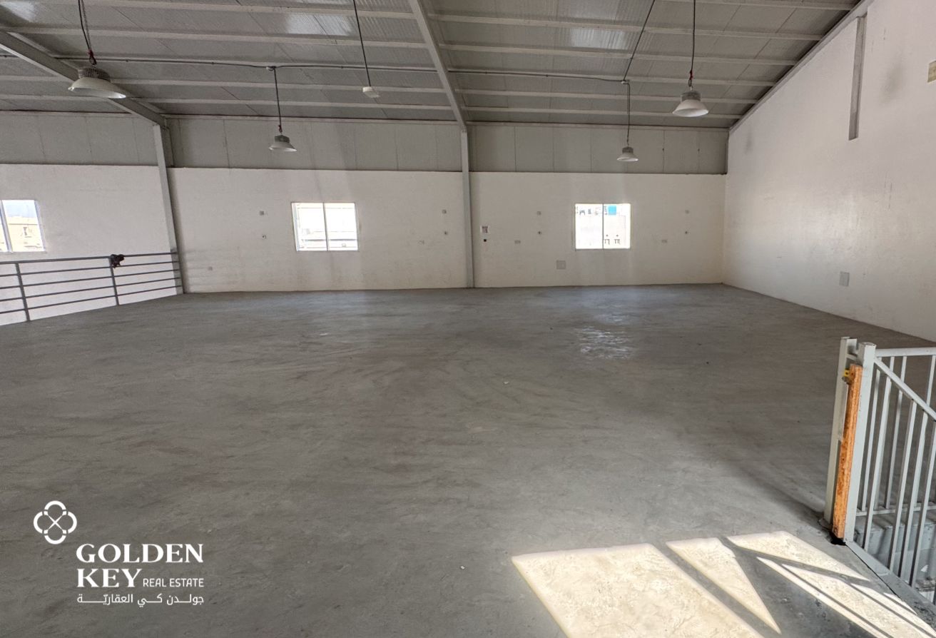 Aba Saleel Commercial Building in Al Wukair