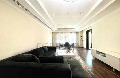 Apartment - 2 Bedrooms - 3 Bathrooms for sale in East Porto Drive - Porto Arabia - The Pearl Island - Doha