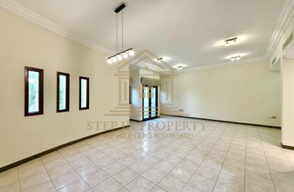 Compound - 3 Bedrooms - 4 Bathrooms for rent in Al Thumama - Al Thumama - Doha
