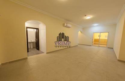 Apartment - 3 Bedrooms - 3 Bathrooms for rent in Anas Street - Fereej Bin Mahmoud North - Fereej Bin Mahmoud - Doha Apartment - 3 Bedrooms - 3 Bathrooms for rent in Anas Street - Fereej Bin Mahmoud North - Fereej Bin Mahmoud - Doha