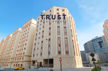 Apartment - 3 Bedrooms - 2 Bathrooms for rent in Musheireb - Musheireb - Doha