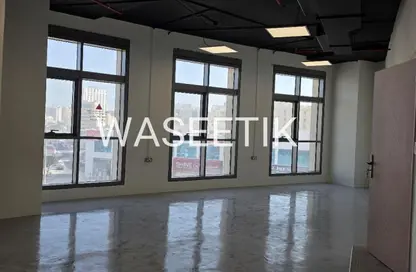 Office Space - 1 Bedroom - 1 Bathroom for rent in Al Ain Building - Grand Hamad - Doha