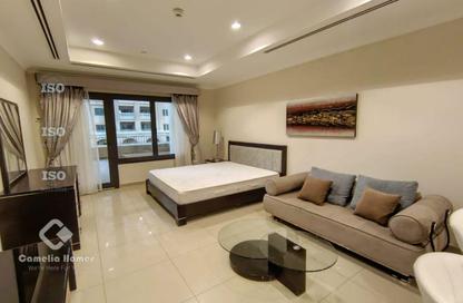 Apartment - Studio - 1 Bathroom for rent in Porto Arabia - The Pearl Island - Doha
