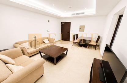 Apartment - 2 Bedrooms - 2 Bathrooms for rent in Umm Ghwailina Comm - Umm Ghuwalina - Umm Ghuwailina - Doha