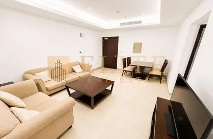 Apartment - 2 Bedrooms - 2 Bathrooms for rent in Umm Ghwailina Comm - Umm Ghuwalina - Umm Ghuwailina - Doha