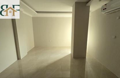 Apartment - 3 - 2 for rent in Najma 28 - Ibn Dirhem Street - Najma - Doha