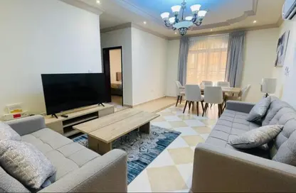 Apartment - 2 Bedrooms - 2 Bathrooms for rent in Thabit Bin Zaid Street - Al Mansoura - Doha