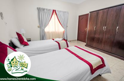 Apartment - 2 Bedrooms - 2 Bathrooms for rent in Bin Omran - Fereej Bin Omran - Doha