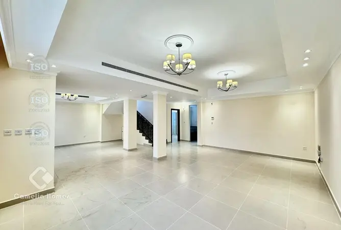 64421918 - Property Image 2