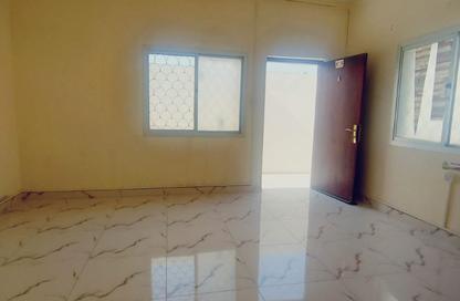 Villa - Studio - 1 Bathroom for rent in Fereej Bin Omran - Doha