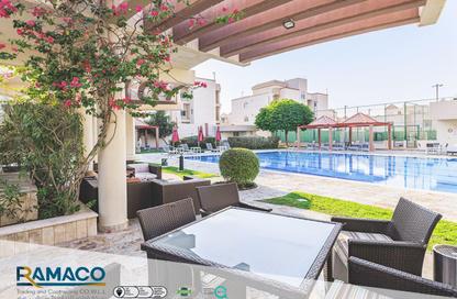 مجمع سكني - 4 غرف نوم - 5 حمامات للايجار في واي فيلدج - ابو سدرة - الريان - الدوحة