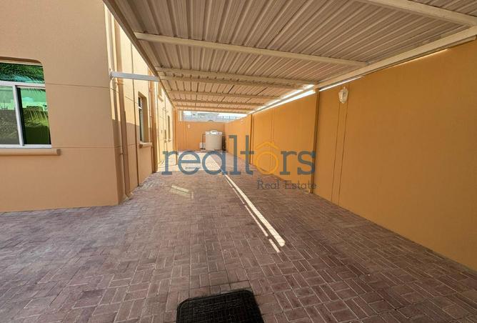 52225086 - Property Image 3