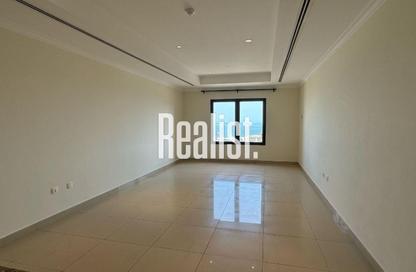 Apartment - Studio - 1 Bathroom for rent in West Porto Drive - Porto Arabia - The Pearl Island - Doha