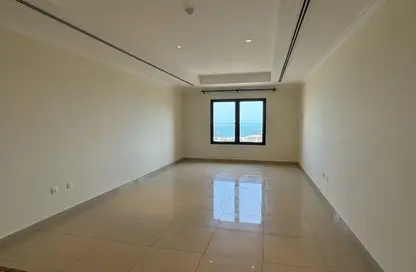 Apartment - Studio - 1 Bathroom for rent in West Porto Drive - Porto Arabia - The Pearl Island - Doha