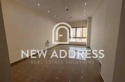 Apartment - 2 Bedrooms - 2 Bathrooms for rent in Al Sadd Road - Al Sadd - Doha
