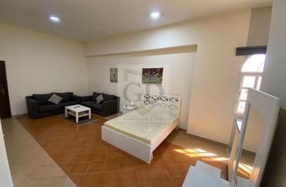 Apartment - Studio - 1 for rent in Onaiza Street - Diplomatic Area - Doha