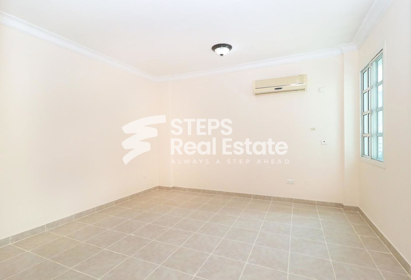 SPACIOUS I UNFURNISHED 3 MASTER BEDROMS APARTMENT
