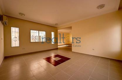 Villa - 5 Bedrooms - 4 Bathrooms for rent in Al Thumama - Al Thumama - Doha