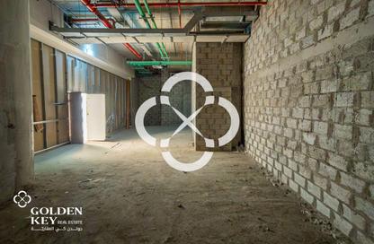 Retail - Studio for rent in Marina Residence 16 - Marina District - Lusail