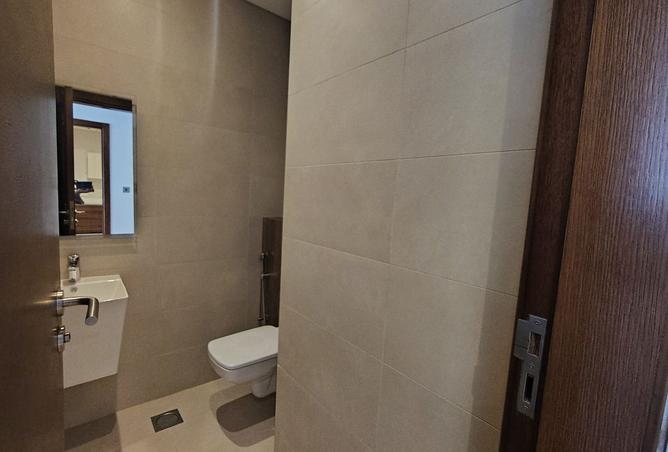 1003057 - Property Image 3