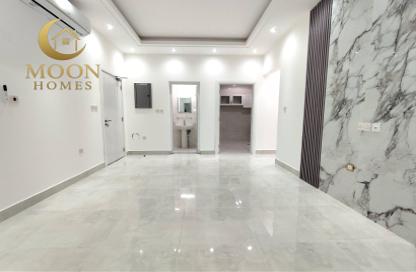 Apartment - 2 Bedrooms - 3 Bathrooms for rent in Al Mansoura - Al Mansoura - Doha