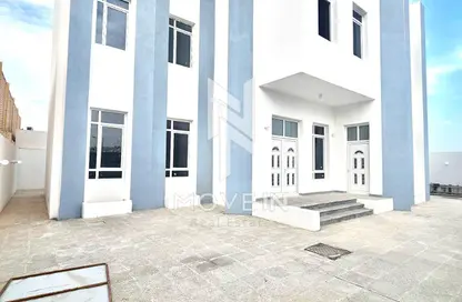 Villa - 5 Bedrooms - 5 Bathrooms for sale in Al Khor Community - Al Khor