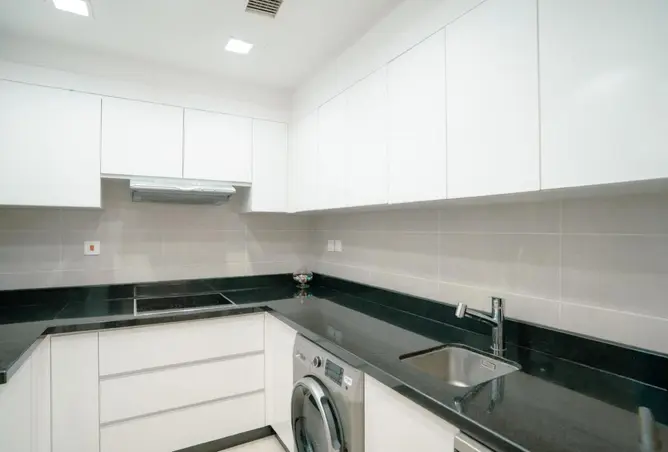 981675 - Property Image 2