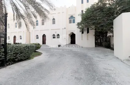 Villa - 4 Bedrooms - 5 Bathrooms for rent in West Bay Lagoon Villas - West Bay Lagoon - West Bay Lagoon - Doha