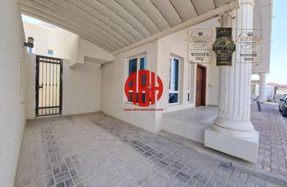 Villa - 6 - 5 for rent in Al Kheesa - Al Kheesa - Umm Salal Mohammed