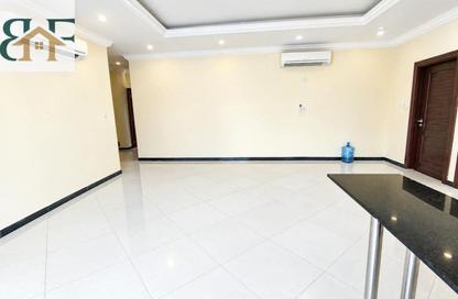 Apartment - 1 - 1 for rent in Umm Ghwailina Comm - Umm Ghuwalina - Umm Ghuwailina - Doha