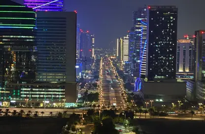 Apartment - 3 Bedrooms - 5 Bathrooms for rent in Zig Zag Tower A - Zig Zag Towers - West Bay - Doha