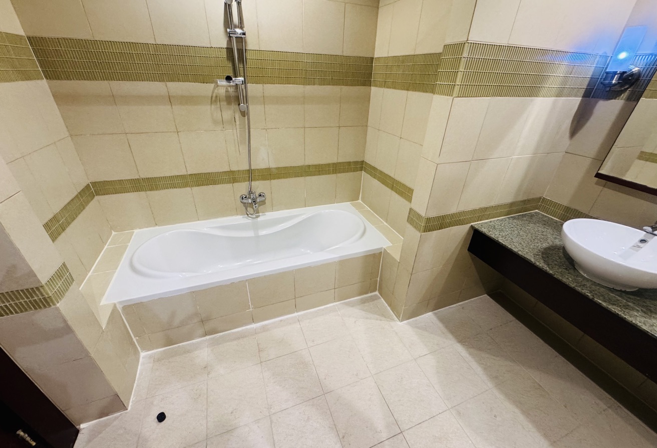1BHK Semi Furnished Porto Arabia Big layout thumbnail 18