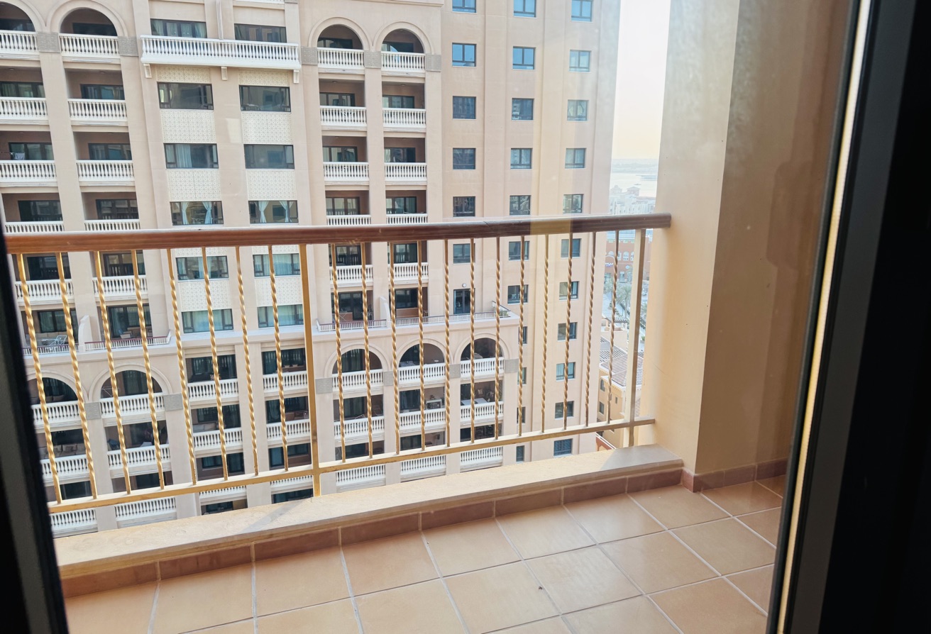 1BHK Semi Furnished Porto Arabia Big layout thumbnail 14