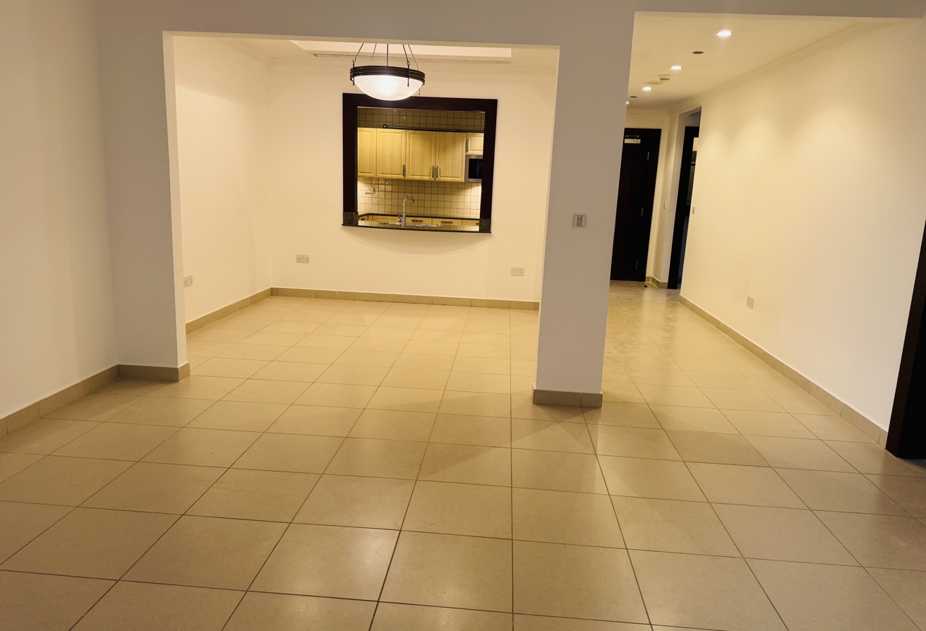 1BHK Semi Furnished Porto Arabia Big layout
