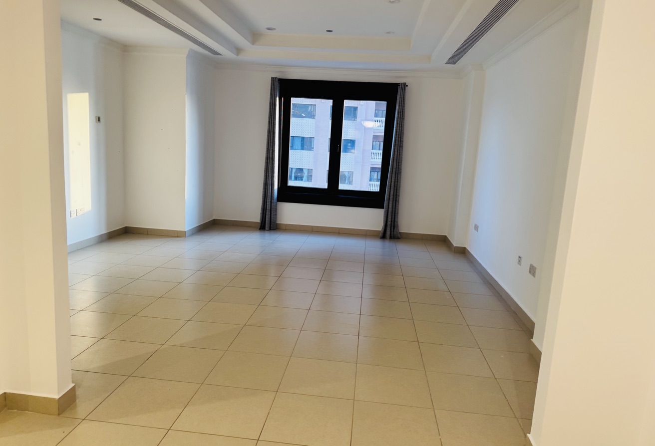 1BHK Semi Furnished Porto Arabia Big layout thumbnail 9