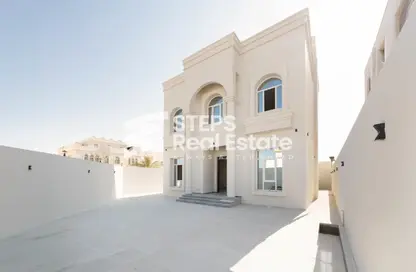 Villa - 7 Bedrooms for sale in Al Thumama - Al Thumama - Doha