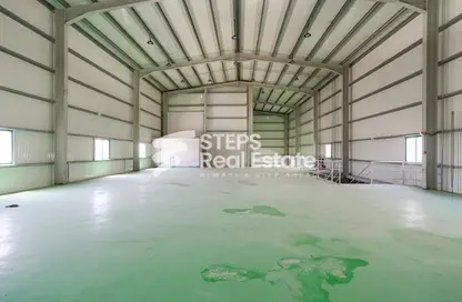 Warehouse - Studio for rent in Industrial Area 4 - Industrial Area - Industrial Area - Doha