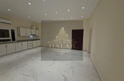 Apartment - 2 - 1 for rent in Al Dafna - Al Dafna - Doha