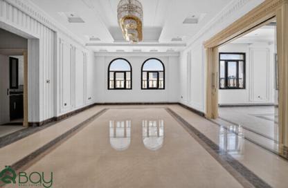 Villa - 5 Bedrooms - 7+ Bathrooms for rent in Waterfront North Villas - Waterfront Residential - The Waterfront - Lusail