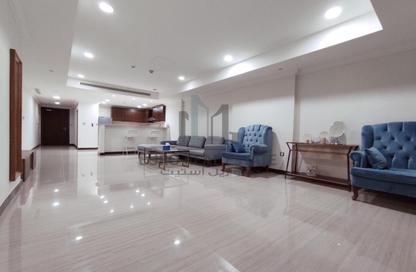 Apartment - Studio - 1 Bathroom for rent in East Porto Drive - Porto Arabia - The Pearl Island - Doha Apartment - Studio - 1 Bathroom for rent in East Porto Drive - Porto Arabia - The Pearl Island - Doha