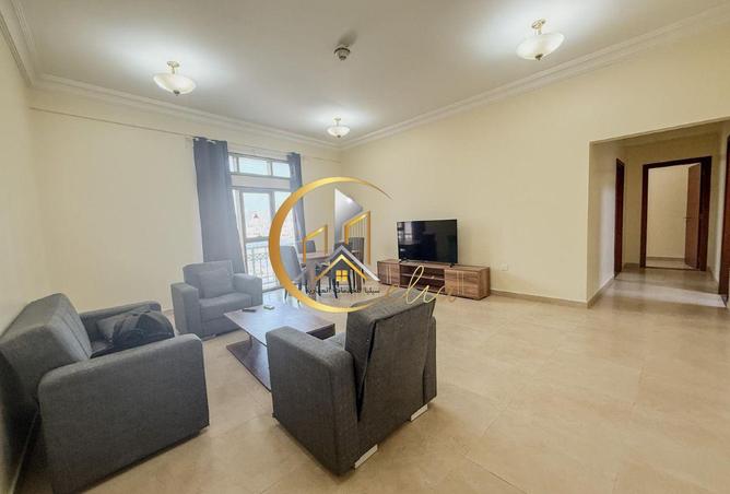 62070243 - Property Image 2