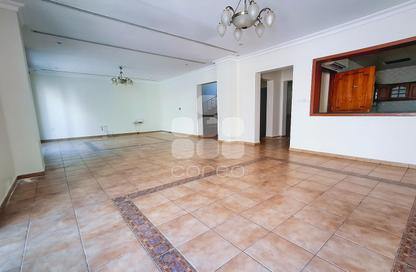 Villa - 3 Bedrooms - 4 Bathrooms for rent in Al Nasr Street - Al Nasr - Doha Villa - 3 Bedrooms - 4 Bathrooms for rent in Al Nasr Street - Al Nasr - Doha