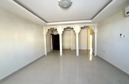 Apartment - 3 Bedrooms - 3 Bathrooms for rent in Ammar Bin Yasser Street - Al Aziziyah - Doha