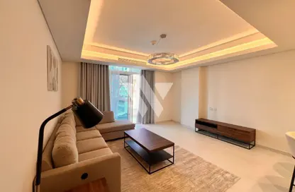 Apartment - 1 Bedroom - 2 Bathrooms for rent in Crystal Residence - Gewan Island - The Pearl Island - Doha