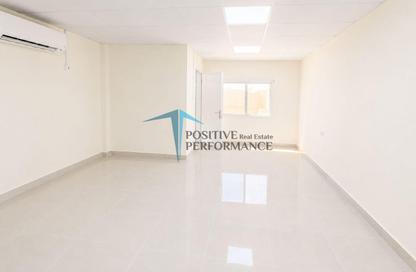 Apartment - Studio - 1 Bathroom for rent in Ain Khaled Villas - Ain Khaled - Doha