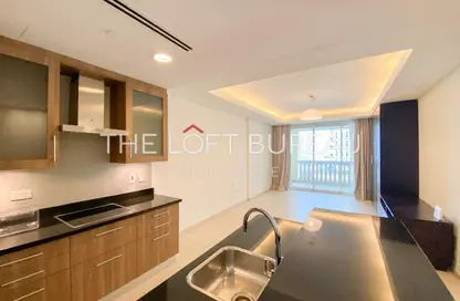 Apartment - Studio - 1 Bathroom for rent in Viva West - Viva Bahriyah - The Pearl Island - Doha