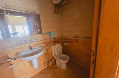 Apartment - 2 Bedrooms - 2 Bathrooms for rent in Muntazah 7 - Al Muntazah - Doha