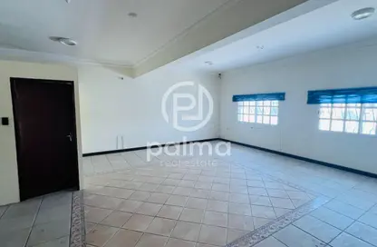 فيلا - استوديو - 4 حمامات للايجار في مركز العمادي للاعمال - غرب الهلال - الهلال - الدوحة