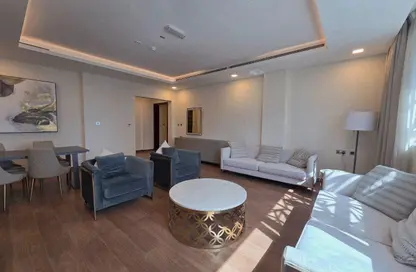 Apartment - 3 Bedrooms - 3 Bathrooms for rent in Giardino Village - The Pearl Island - Doha